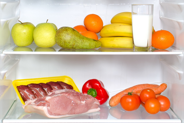 В своем стремлении сделать пищевые запасы главное не переборщить, помня, какие продукты вредно хранить в холодильнике