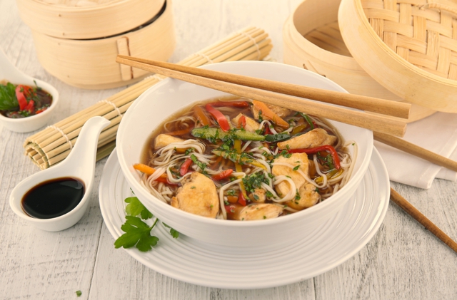 В азиатских странах новогодним блюдом может быть и суп