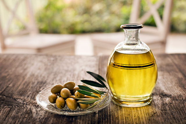 Главным пищевым источником витамина E является оливковое масло