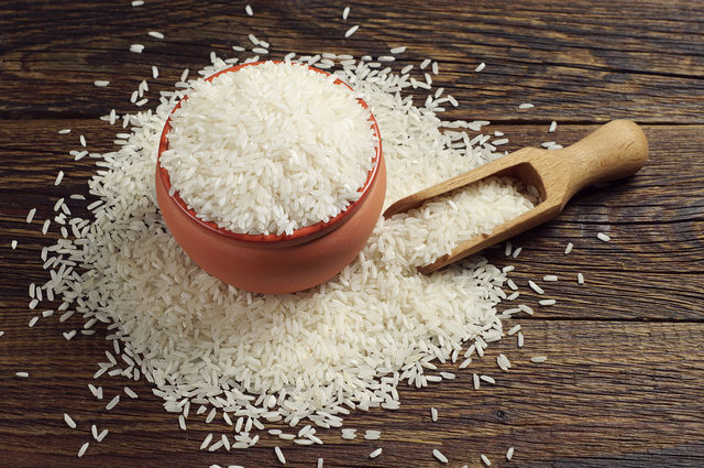 Являясь мощным абсорбентом, рис устраивает организму генеральную чистку, выводя токсины, шлаки, соли и лишнюю жидкость