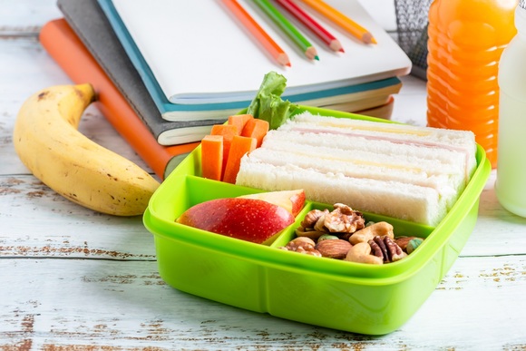 Что приготовить ребенку в школу: рецепты обедов и ссобоек