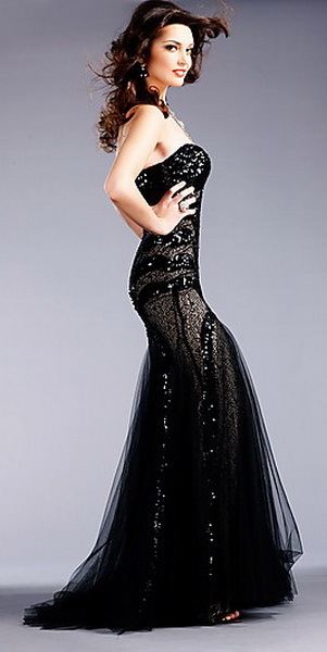 Самые модные платья на новый год 2012