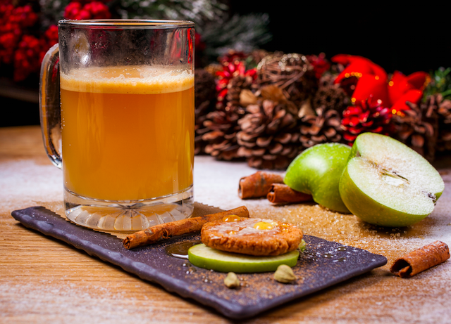 Коктейль от барменов Food Embassy Коктейль от барменов Food Embassy