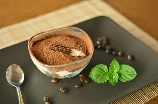 Тирамису - один из самых популярных десертов на основе маскарпоне