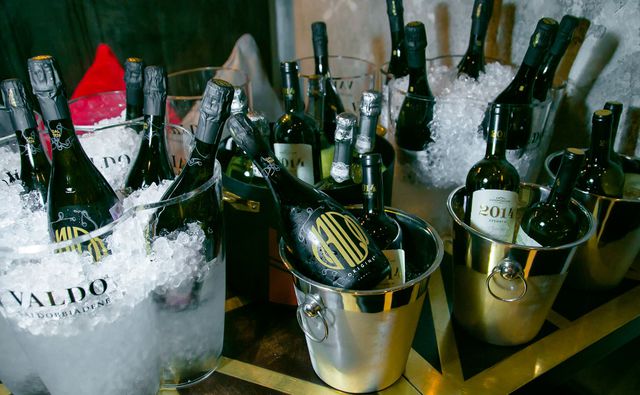 La Stanza Wine Bar&amp;Café — новое заведение Юлии Высоцкой!