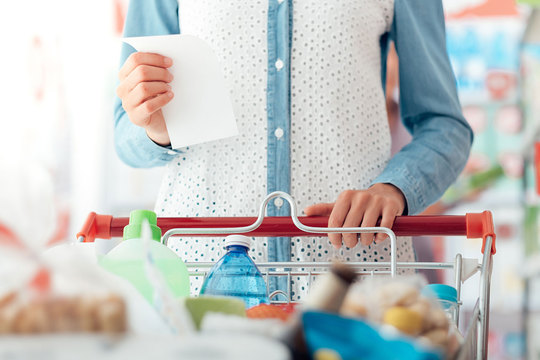 Шопинг с умом: 10 правил, которые помогут не купить лишнего в магазине