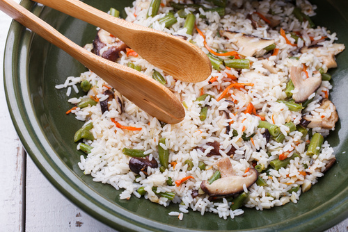 Гармония вкуса: готовим салаты из риса