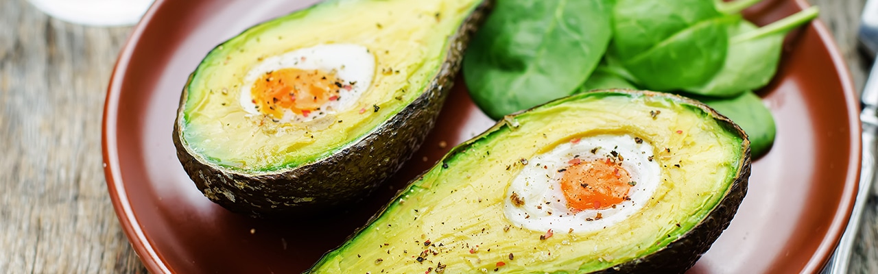 Авокадо-тосты с лососем