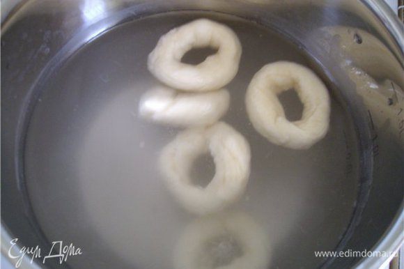 Луковые баранки. Фаршированные сушки. Как делают баранки. Бублики на улице чехова. Домашние сушки.