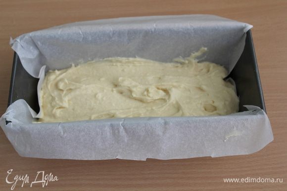 Выкладываем тесто в форму. Разровнять. Выпекать при 160°С 30 минут. Выкладываем тесто в форму. Разровнять. Выпекать при 160°С 30 минут.