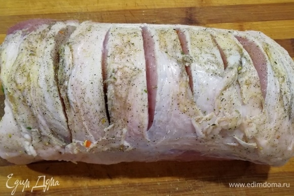 Как вкусно запечь карбонат в духовке. Мясо карбонат в духовке. Свинина карбонат в фольге в духовке. Как вкусно запечь карбонат в духовке. Как вкусно запечь карбонат в духовке.