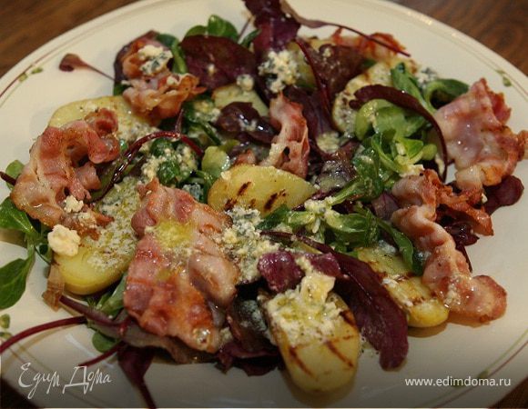 Теплый салат с картофелем и беконом. Ингредиенты