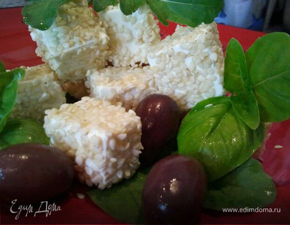 Фета рецепты с ним. Паста с помидорами и сыром фета. Сыр фета в кунжуте. Фета рецепты с ним. Сыр фета домашний.