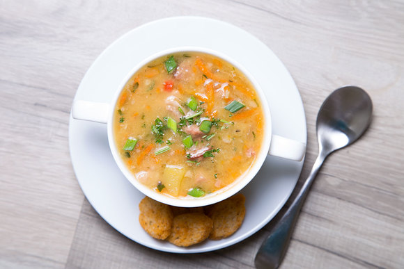 Обед с теплом и заботой: готовим согревающие супы