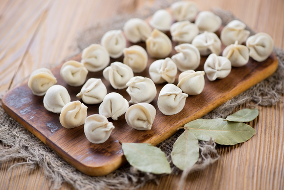 Любимые пельмени: 10 рецептов с разными начинками Любимые пельмени: 10 рецептов с разными начинками