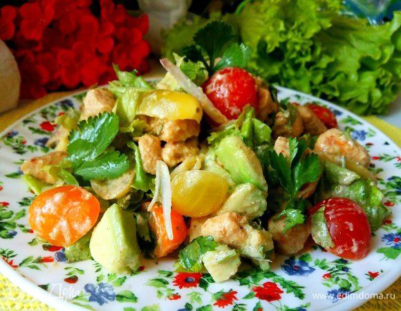 Лучшие летние салаты: 10 рецептов от «Едим Дома»