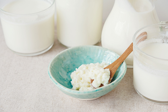 Как сделать йогурт в домашних условиях, расскажет сайт «Едим Дома»
