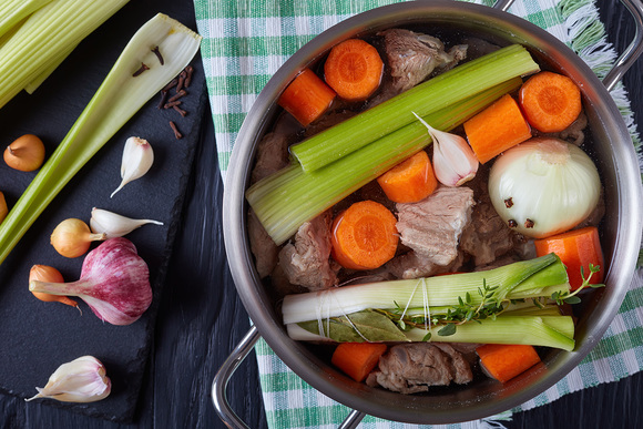 Пять рецептов вкусного рагу: от мясной классики до вегетарианского