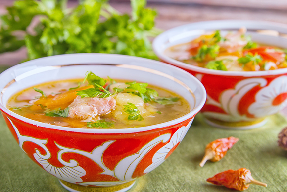 Обед с восточным колоритом: как приготовить суп шурпа 