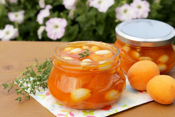 Десерты и выпечка с абрикосами, персиками и нектаринами: 15 рецептов от «Едим Дома»