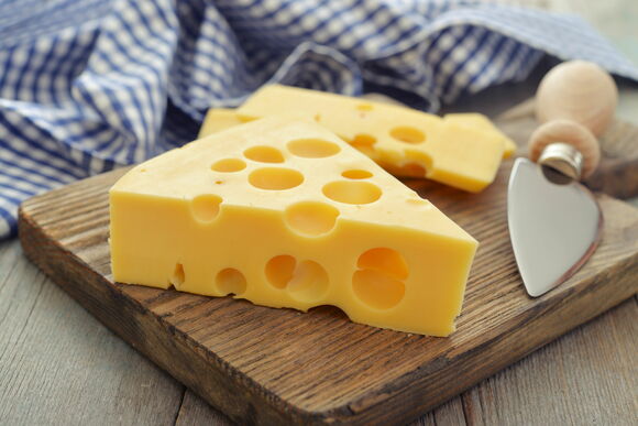 Как хранить сыр в холодильнике: советы от «Едим Дома»