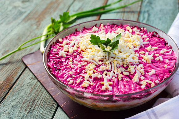 Вопрос недели: сколько настаивается селедка под шубой? Вопрос недели: сколько настаивается селедка под шубой?