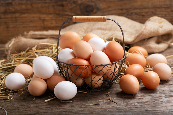 Вопрос недели: как выбрать куриные яйца в магазине? 